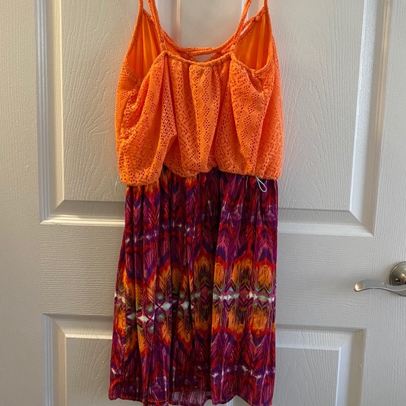 City Triangles dress - Medium - Picture 2 of 2